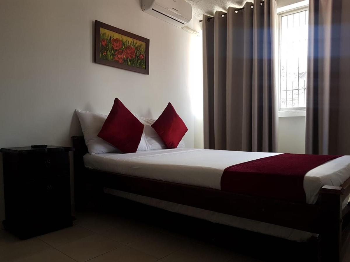 Hotel Don Juan Colonial ฟลอริดาบลังกา ภายนอก รูปภาพ